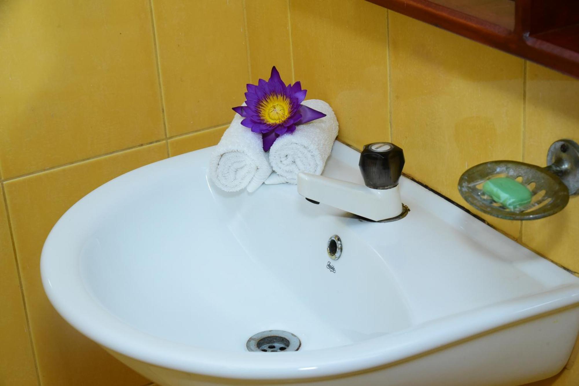 Villa Sunny Days Хикадува Екстериор снимка