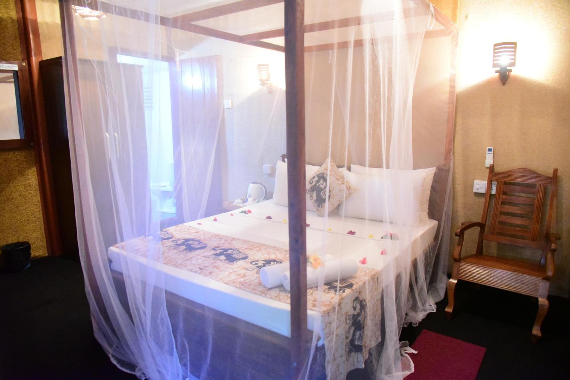 Villa Sunny Days Хикадува Екстериор снимка
