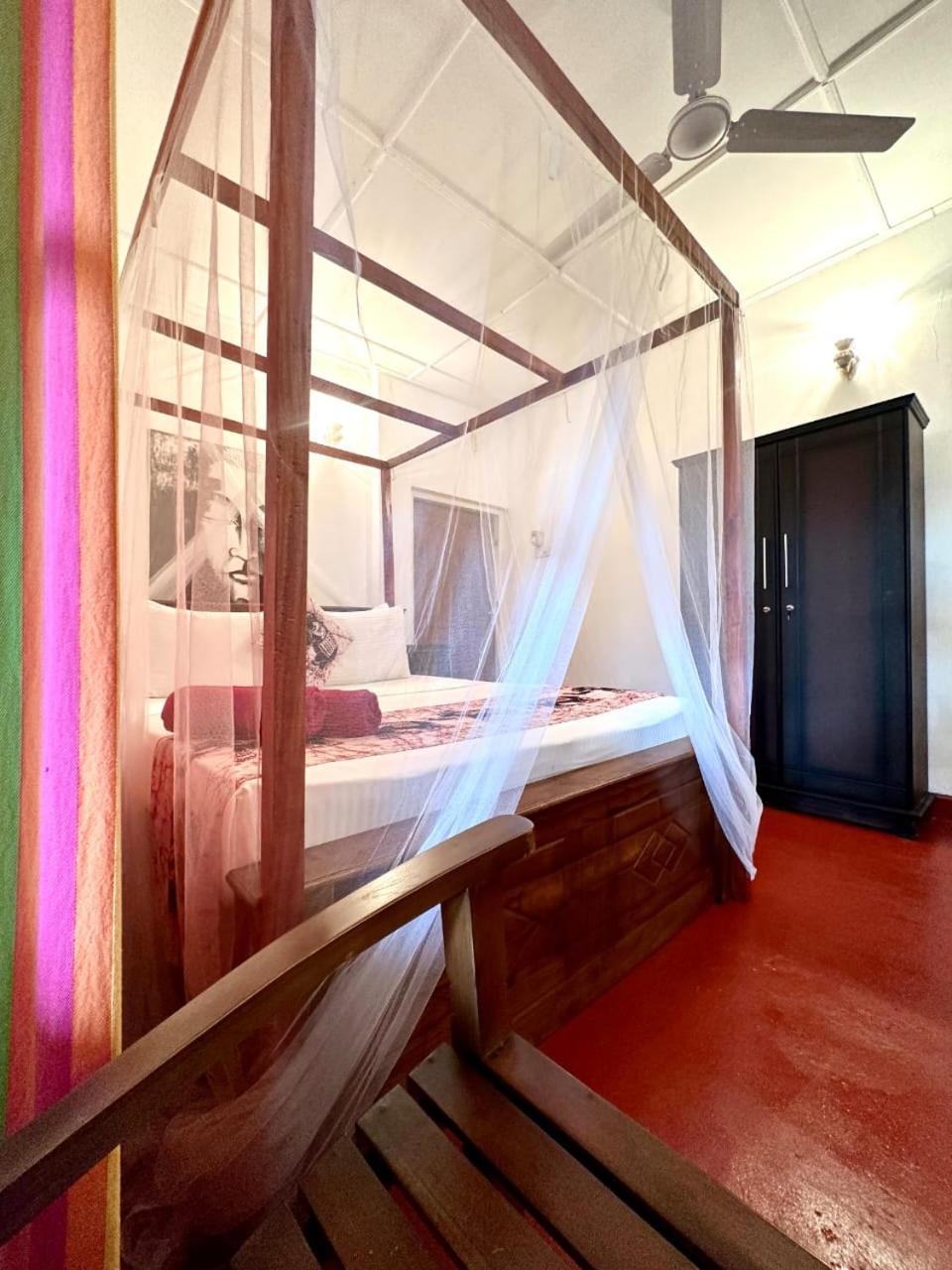 Villa Sunny Days Хикадува Екстериор снимка