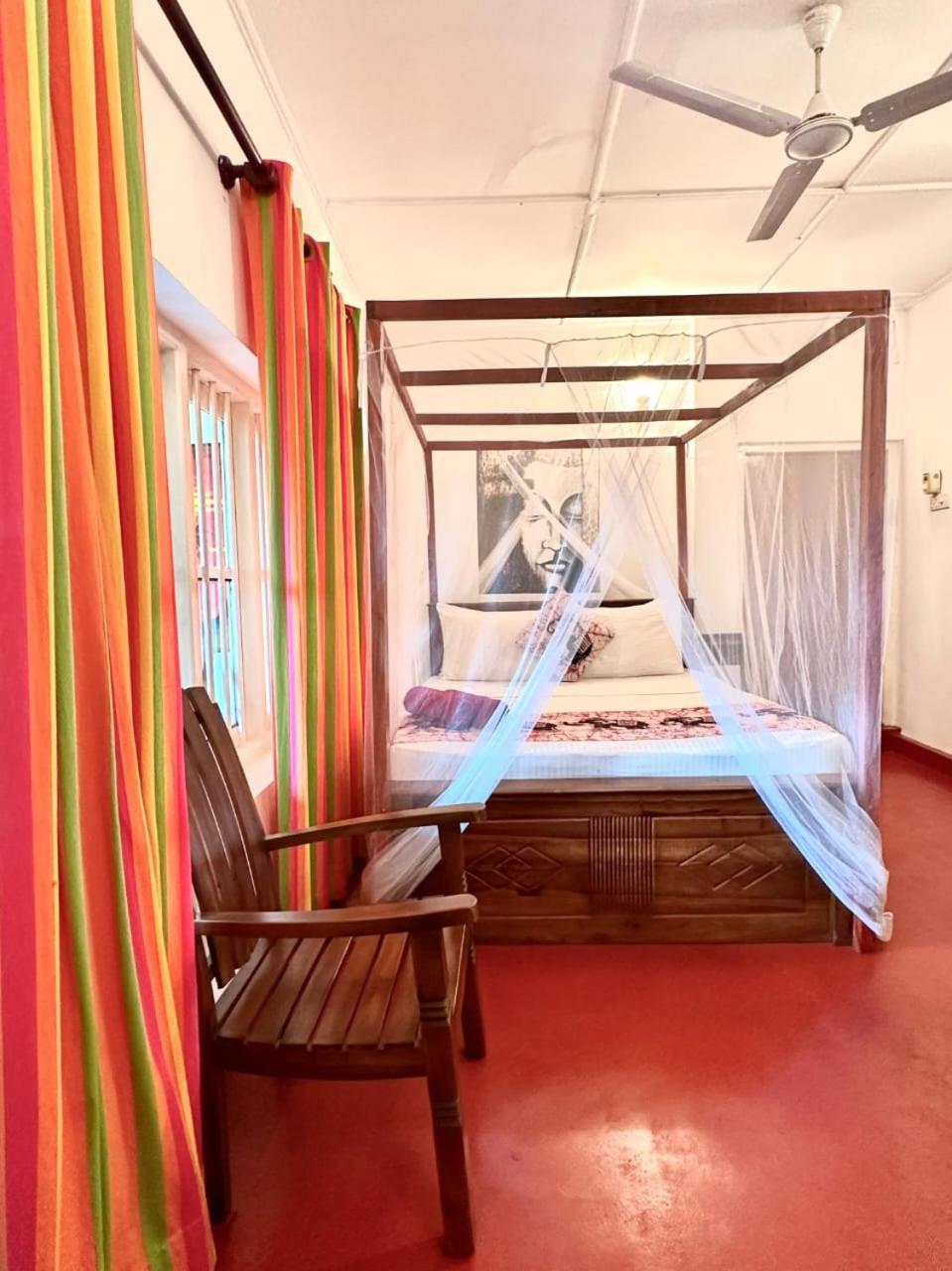 Villa Sunny Days Хикадува Екстериор снимка