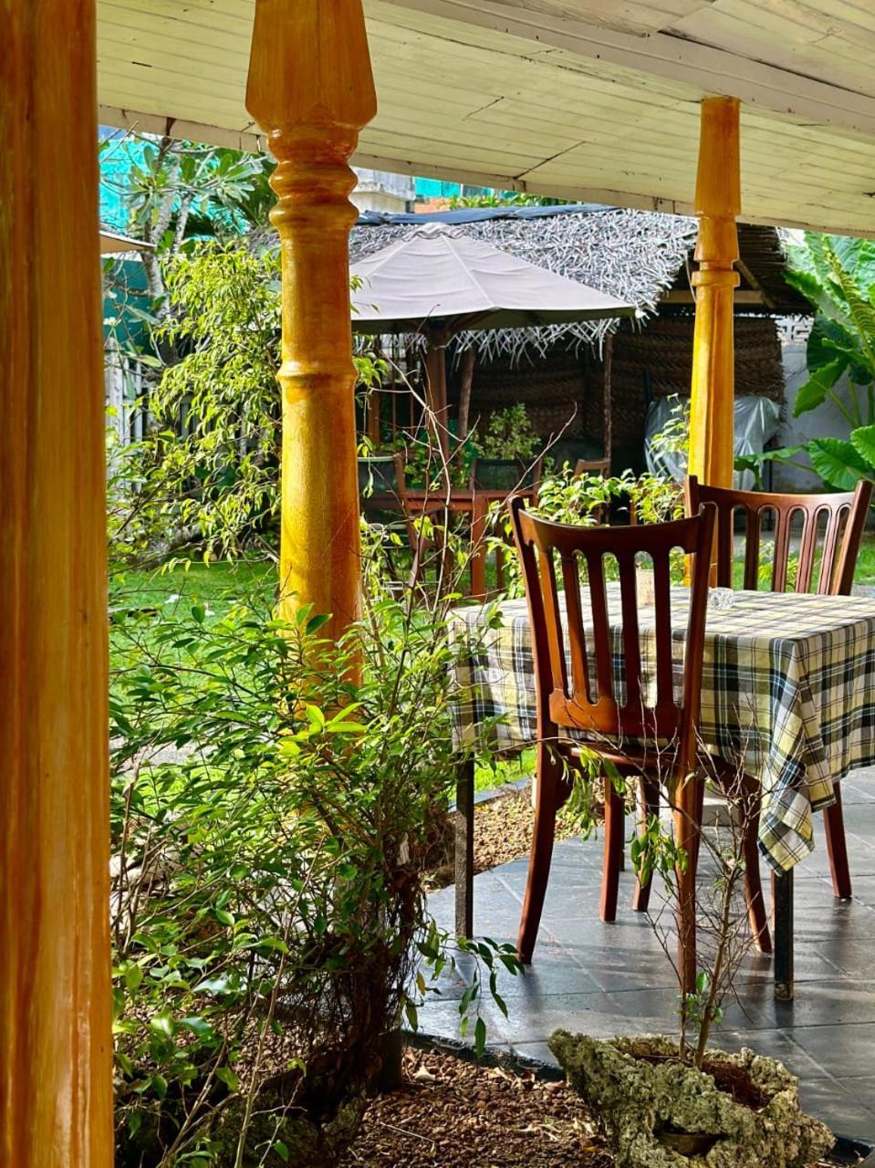 Villa Sunny Days Хикадува Екстериор снимка